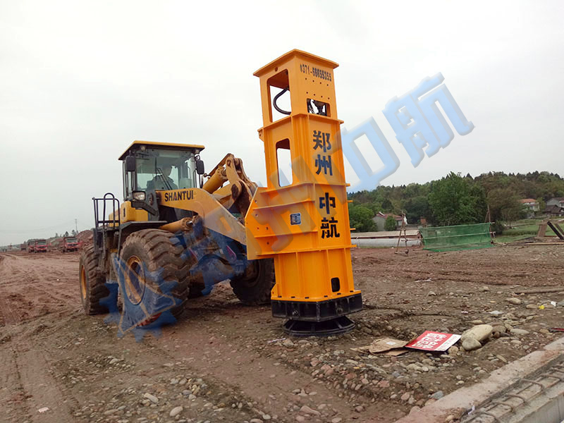 裝載機(jī)液壓夯實(shí)機(jī)